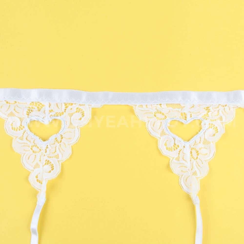 Sexy three-piece sexy lingerie with deep V and peach heart garter - Image 11